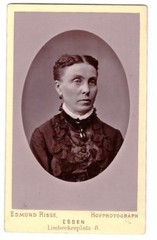 CDV photo around 1890, noble woman, food