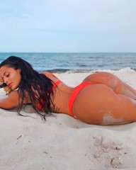 Bikini Female 37