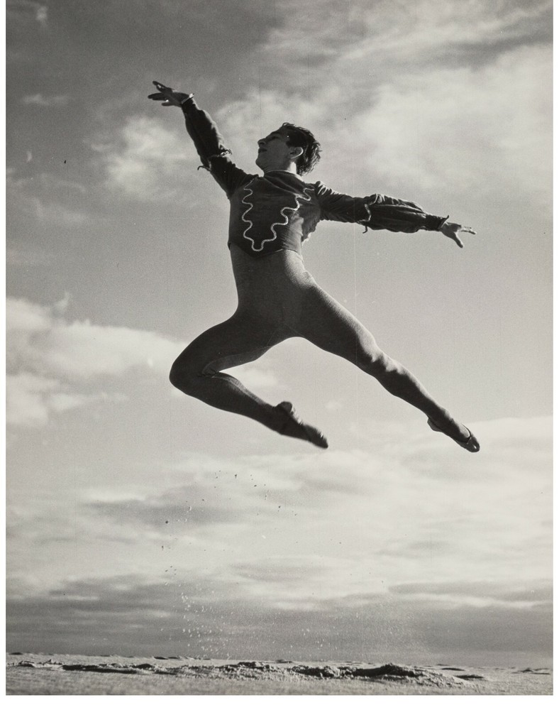 Philippe Halsman Original 1947 Gelatin Silver Photo Ballerinas on the Beach