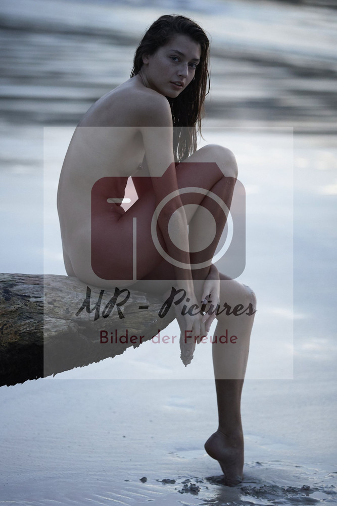 No. 861 – Erotic Pin Up Photo in Glossy Quality – Size 20 x 30 cm