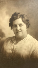Portrait: Woman. Unknown.