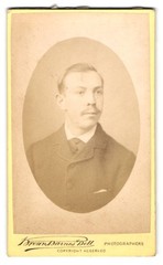Photograph Brown – Barnes & Bell, Liverpool, Lord Street 87, Portrait of a Gentleman