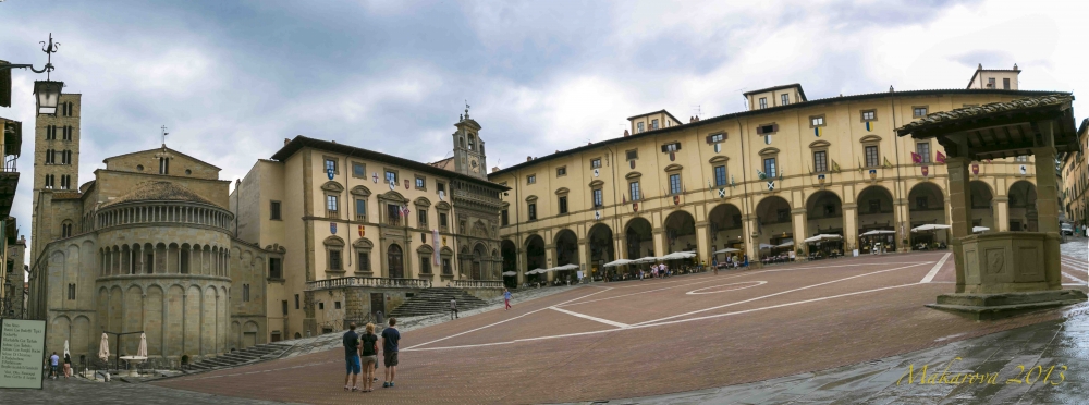 Arezzo Piazza Grande Makarova